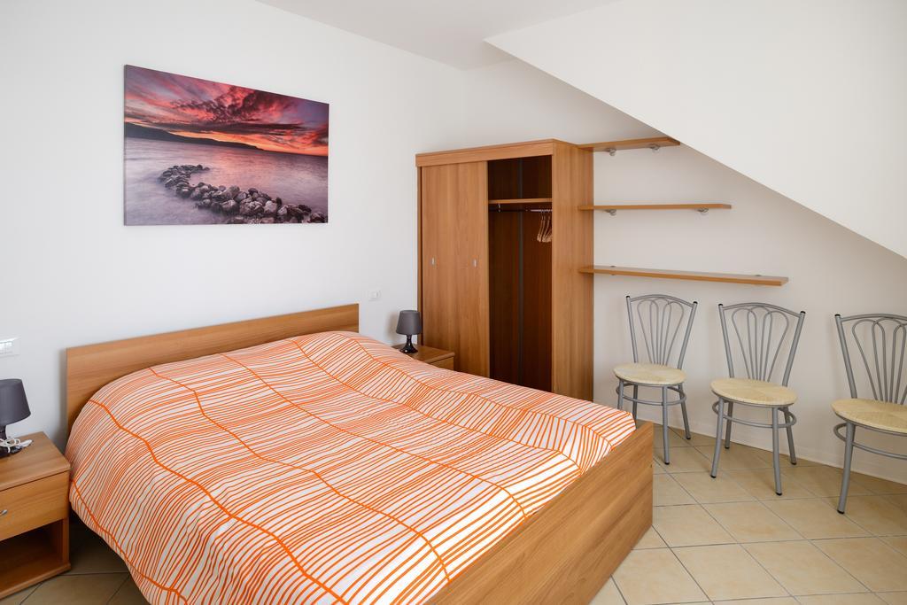 Camping Promontorio Toscolano Maderno Dış mekan fotoğraf