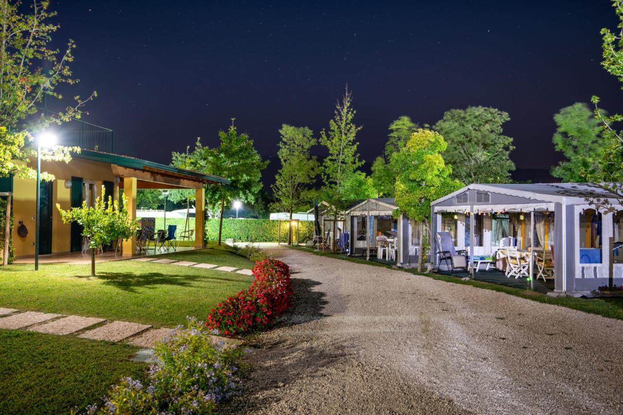 Camping Promontorio Toscolano Maderno Dış mekan fotoğraf
